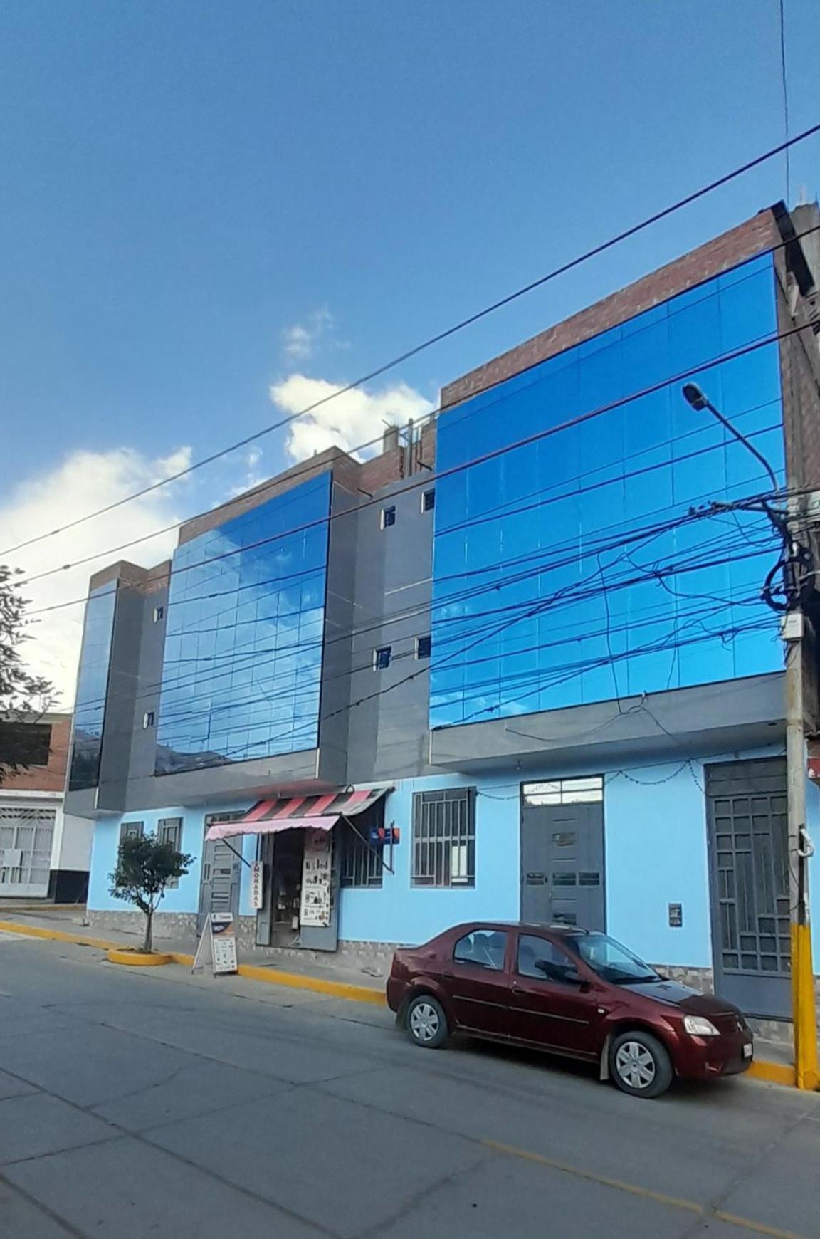 Hostal Pura Casta Hotel Carhuaz Bagian luar foto